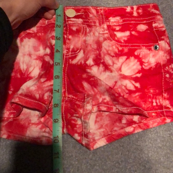 Wallflower tie dye red shorts size 5 - Picture 7 of 8